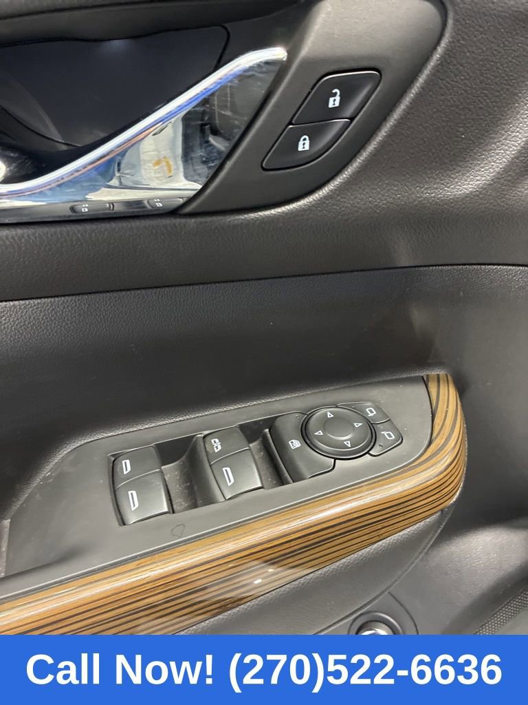Used 2023 GMC Acadia SLE w/ Driver Convenience Package image 18