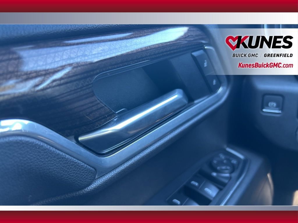 Used 2025 Chevrolet Silverado 1500 LT image 28