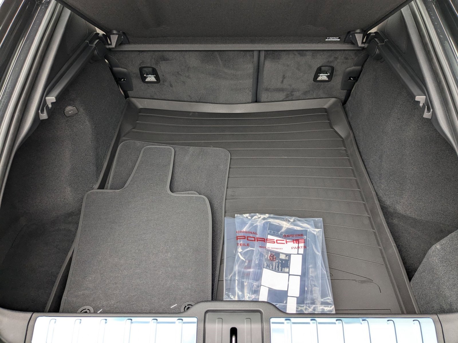 New 2025 Porsche Panamera image 24