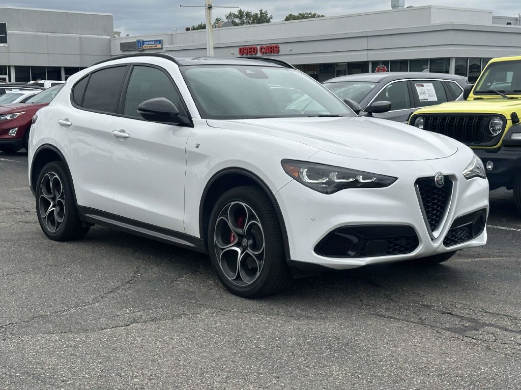Used 2024 Alfa Romeo Stelvio Ti