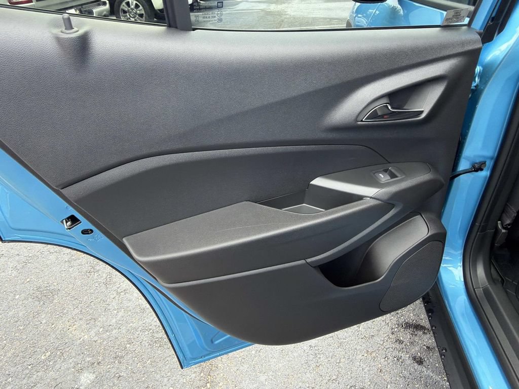 Used 2026 Chevrolet Trax ACTIV FWD image 13