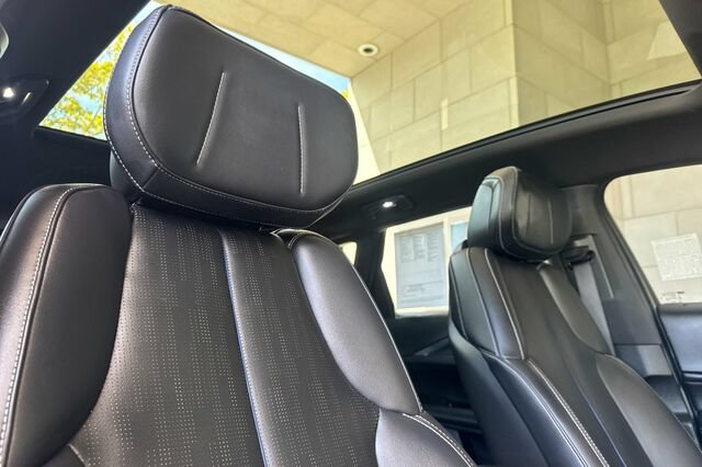 Certified 2024 Cadillac Lyriq Sport w/ LPO, Floor Liner Package AWD/4WD image 16