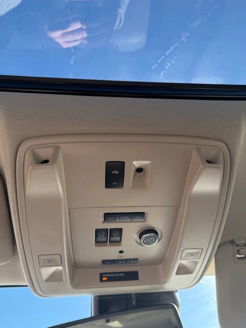 Used 2019 GMC Yukon XL Denali w/ Denali Ultimate Package image 12