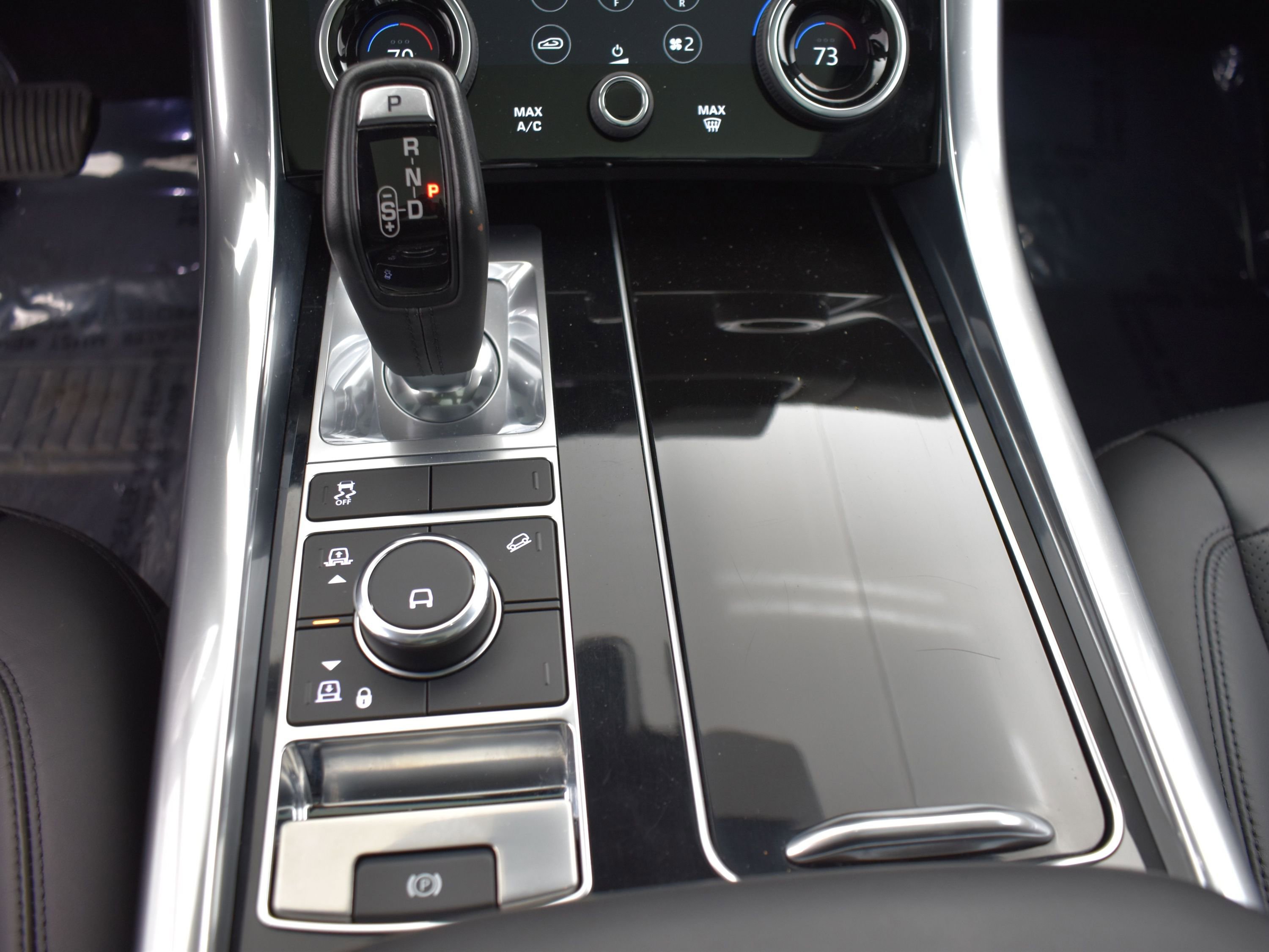 Used 2019 Land Rover Range Rover Sport HSE image 9