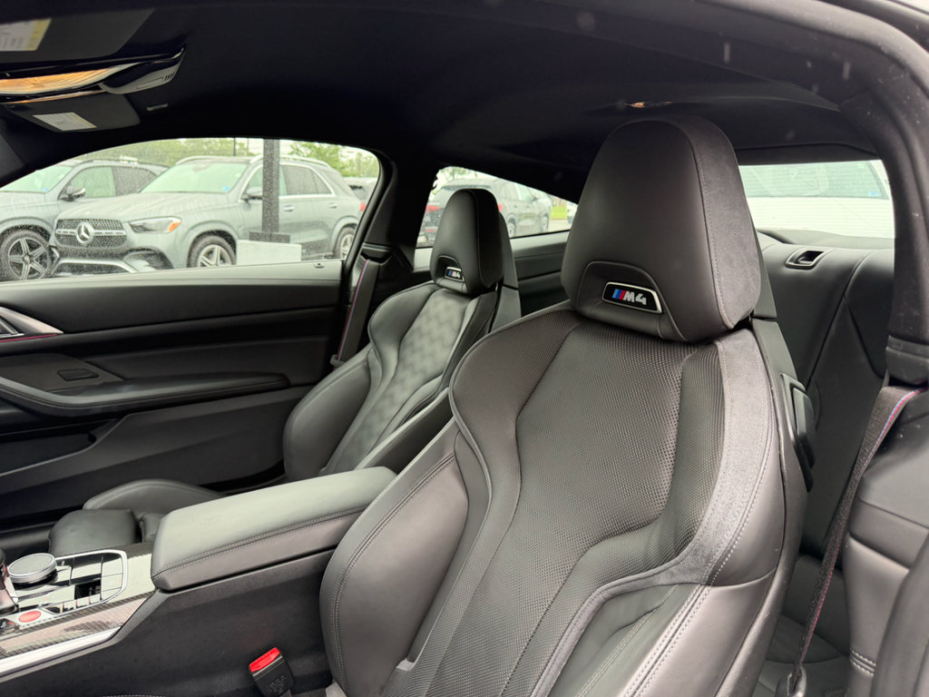 Used 2026 BMW M4 xDrive Competition AWD/4WD image 9