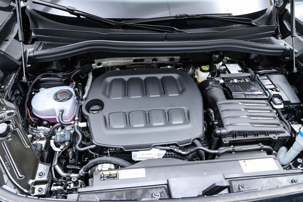 New 2026 Volkswagen Tiguan SE R-Line image 67