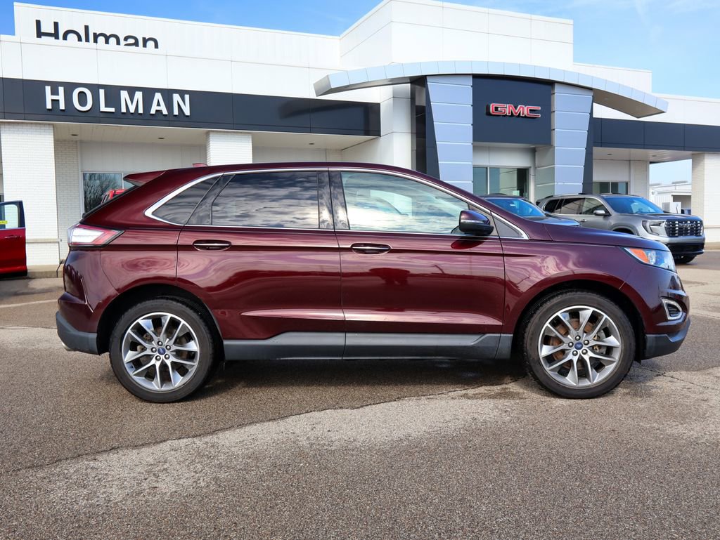 Used 2018 Ford Edge Titanium w/ Equipment Group 301A image 2
