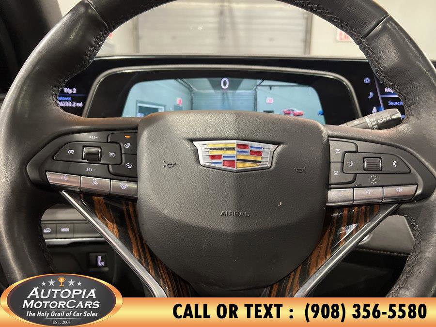 Used 2024 Cadillac Escalade Premium Luxury image 36