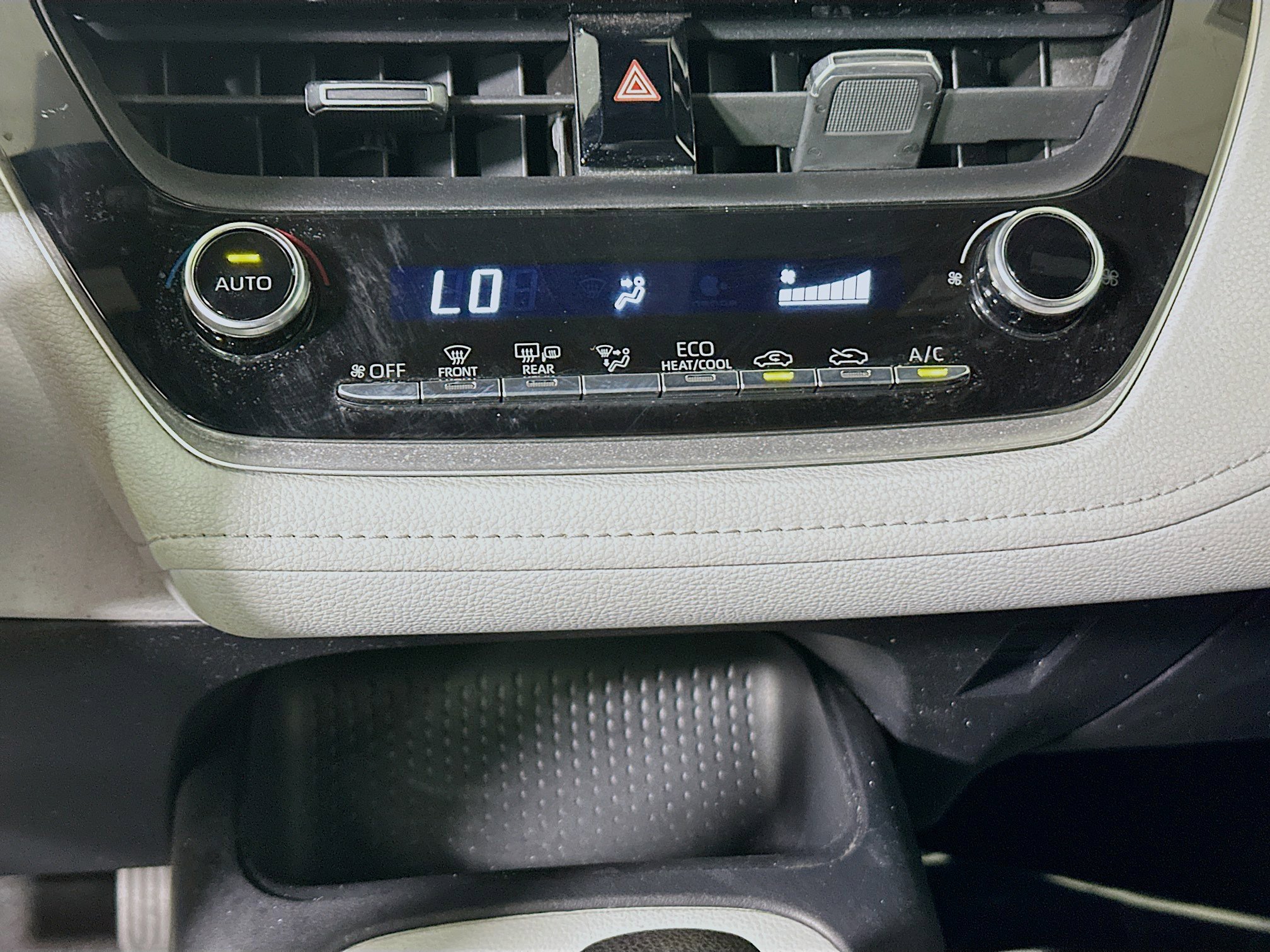 Used 2021 Toyota Corolla SE FWD image 22