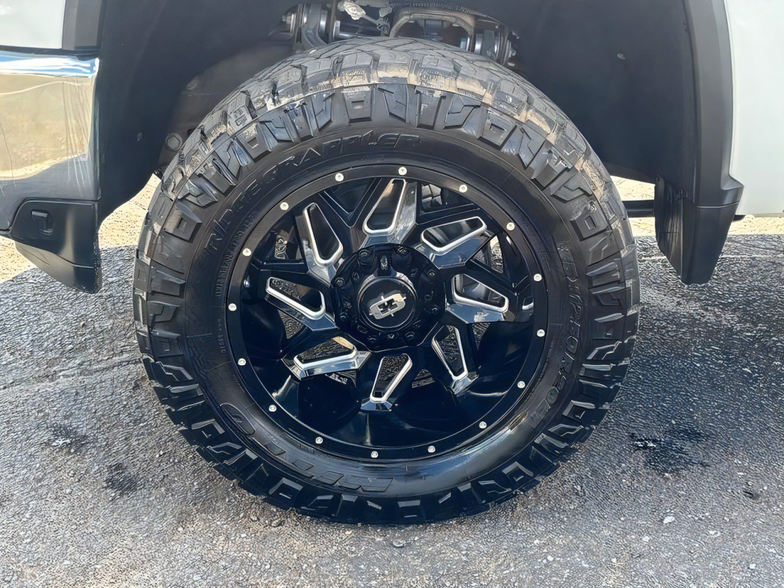Used 2022 Chevrolet Silverado 2500 LTZ w/ LTZ Texas Edition AWD/4WD image 10