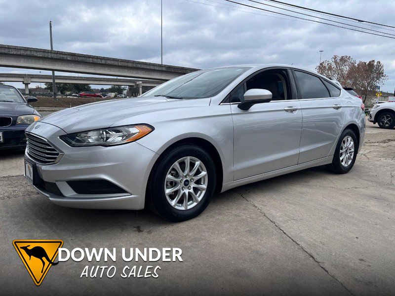 Used 2017 Ford Fusion S image 1