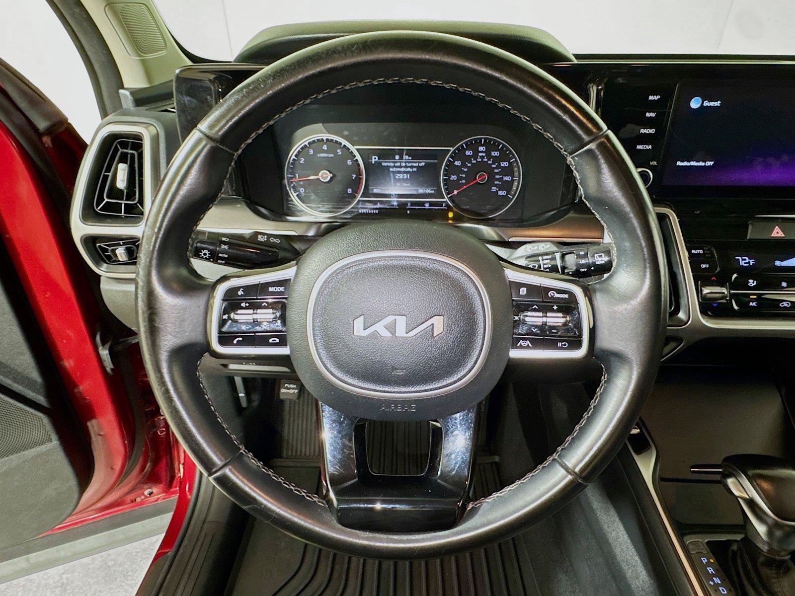 Used 2022 Kia Sorento S FWD image 9