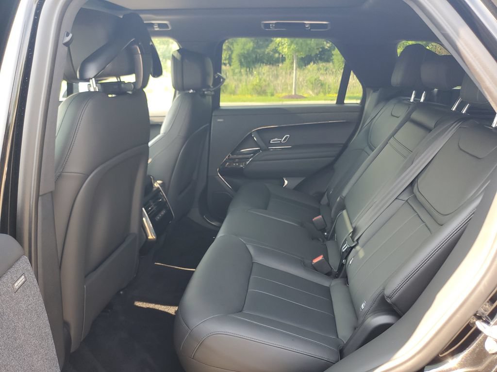 Used 2024 Land Rover Range Rover Sport Dynamic SE AWD/4WD image 25