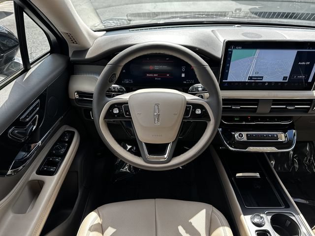 Certified 2023 Lincoln Corsair AWD w/ Equipment Group 101A image 14