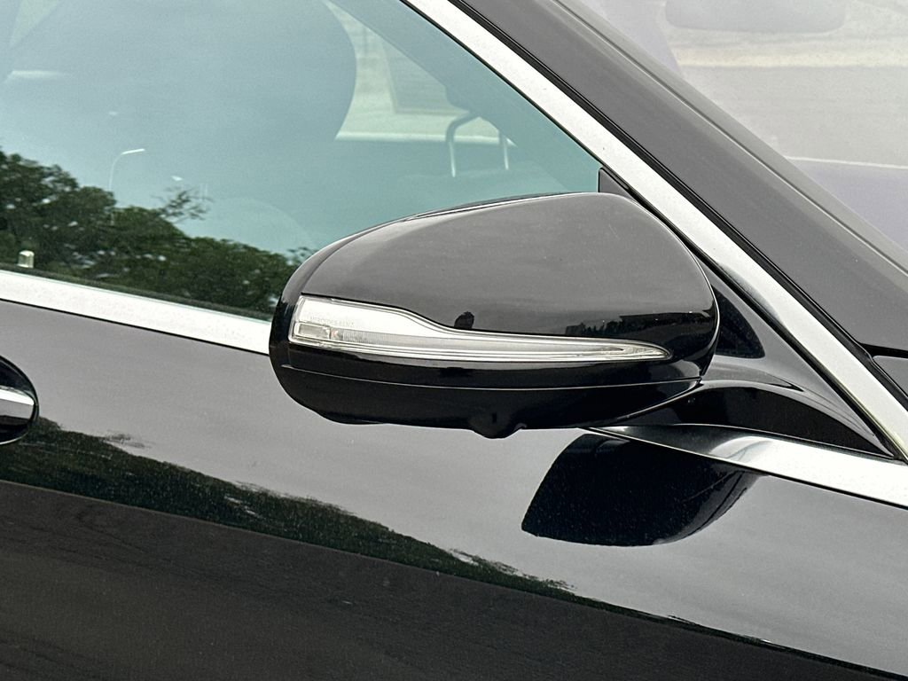 Used 2015 Mercedes-Benz S 550 4MATIC Sedan image 9