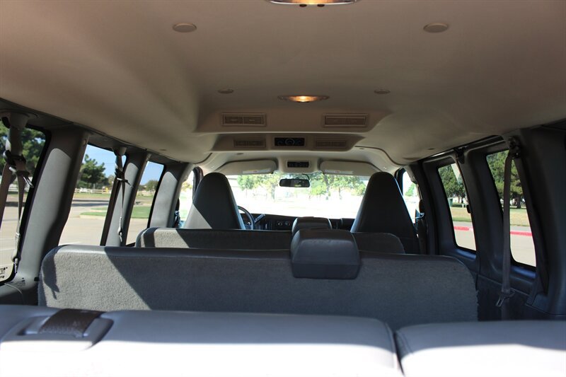 Used 2019 Chevrolet Express 2500 LS w/ Driver Convenience Package RWD image 12