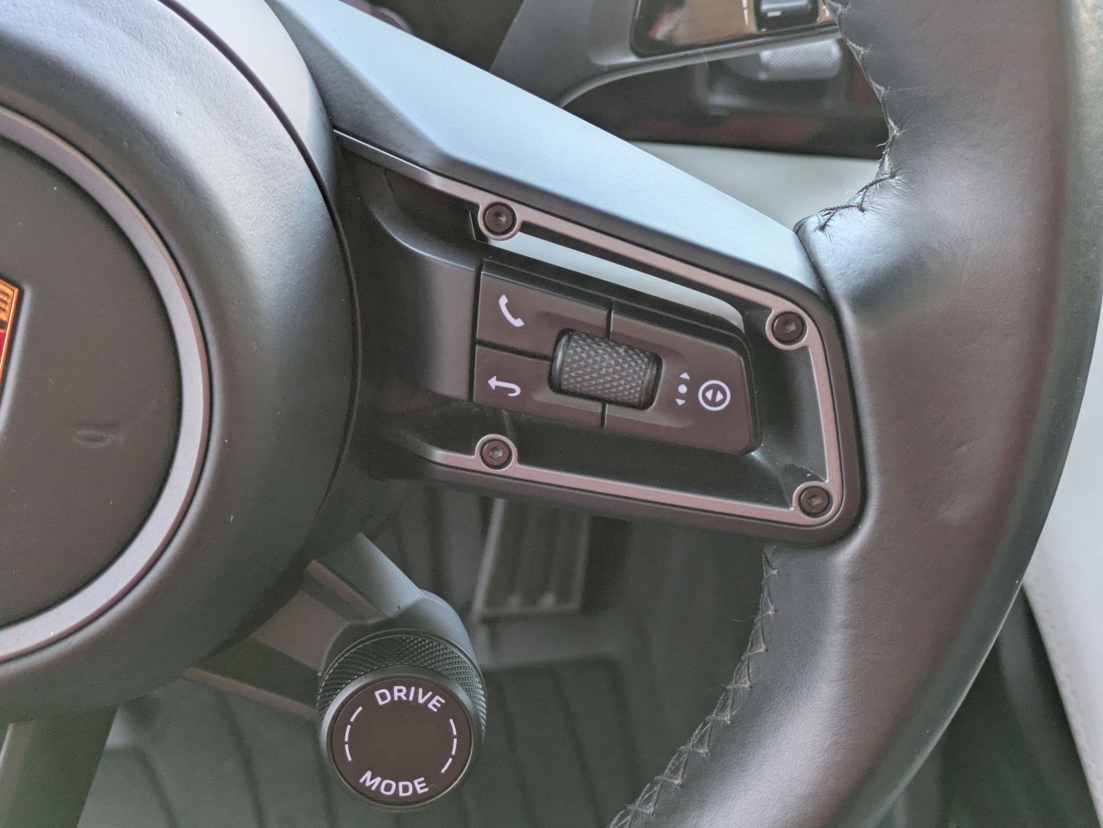 Used 2021 Porsche Taycan Turbo image 18