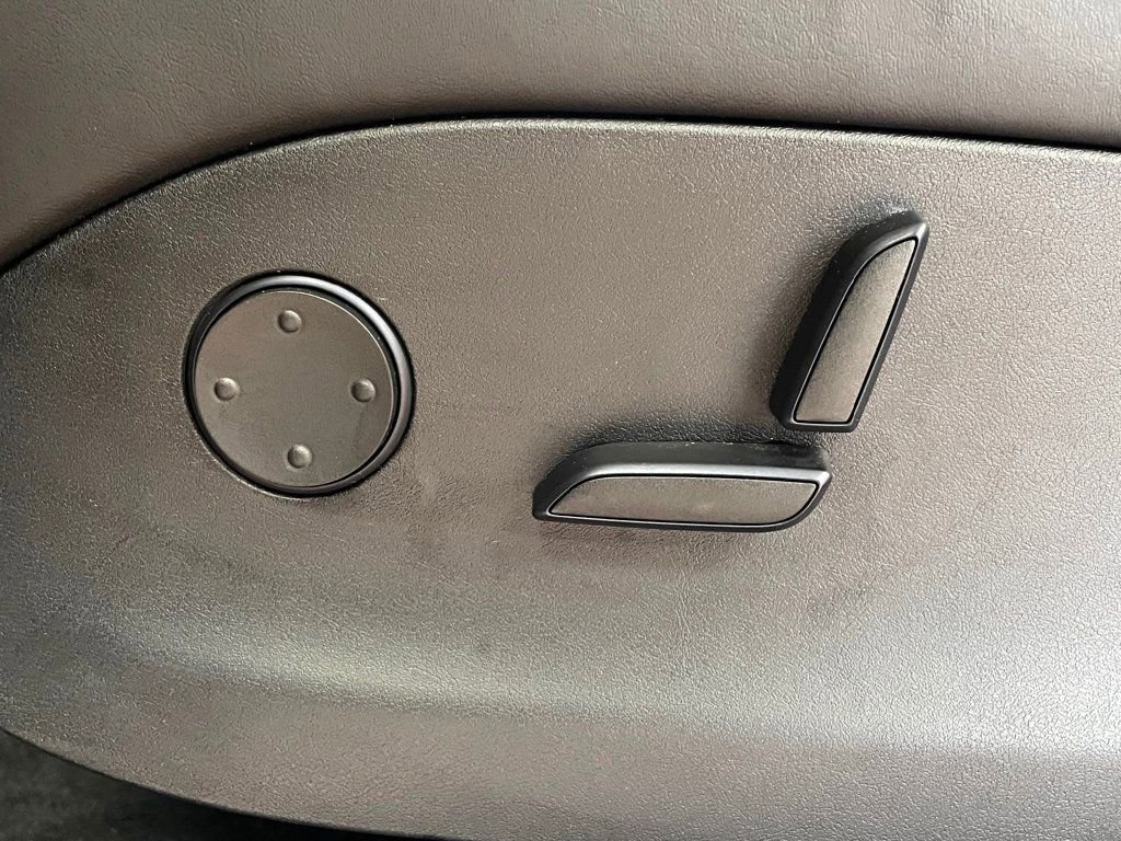 Used 2017 Tesla Model X 100D image 13