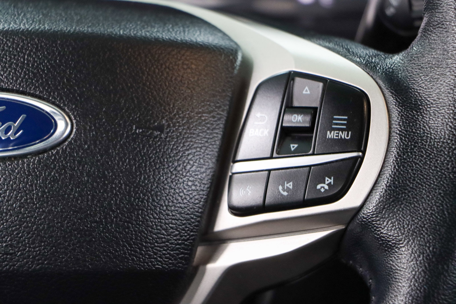 Used 2022 Ford Explorer Limited image 14