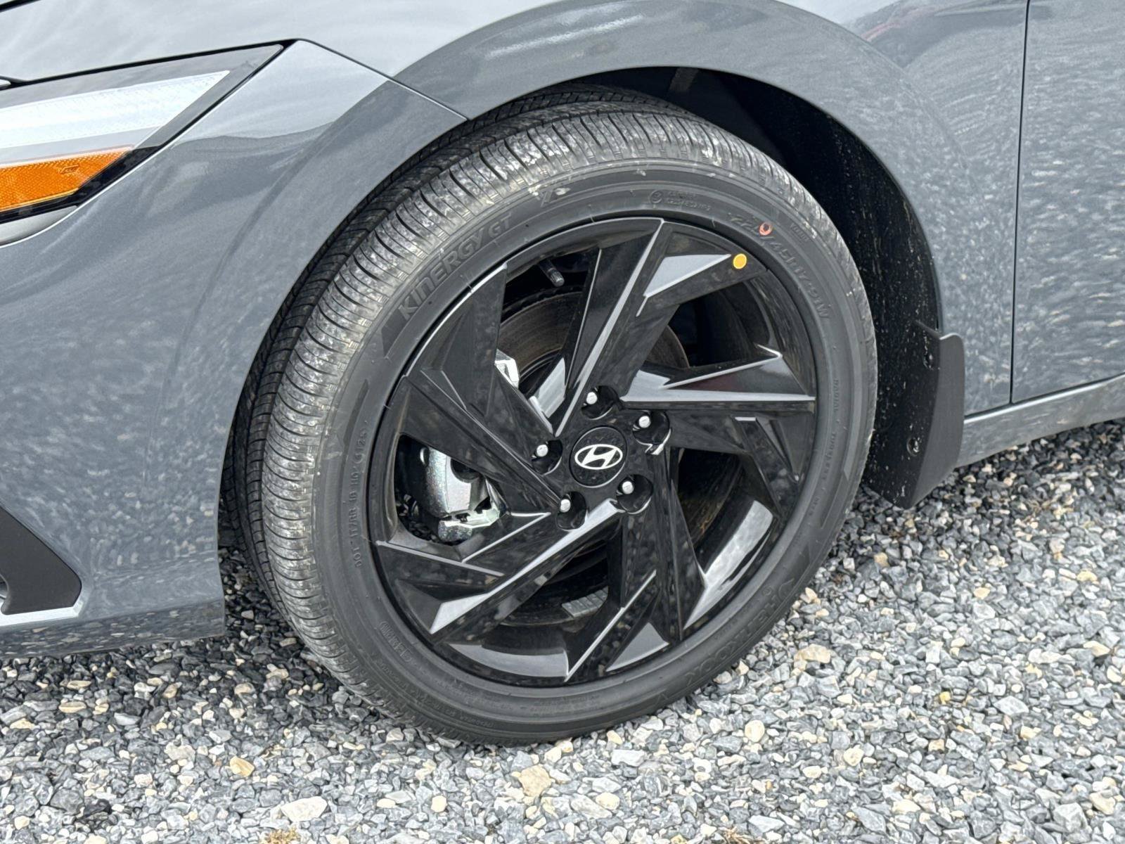 New 2026 Hyundai Elantra Sport w/ Cargo Package FWD image 17