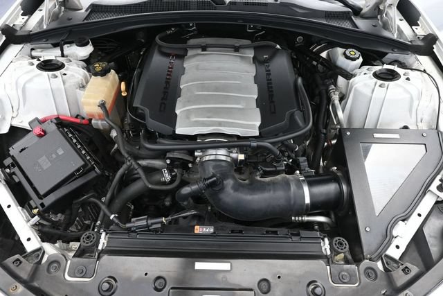 Used 2017 Chevrolet Camaro SS RWD image 32