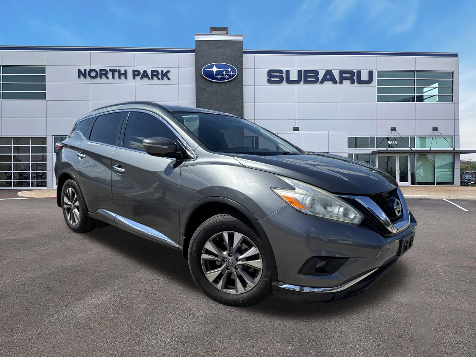 Used 2016 Nissan Murano SV FWD image 1
