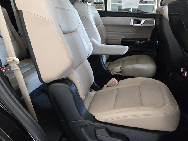 Used 2020 Ford Explorer Limited AWD/4WD image 6