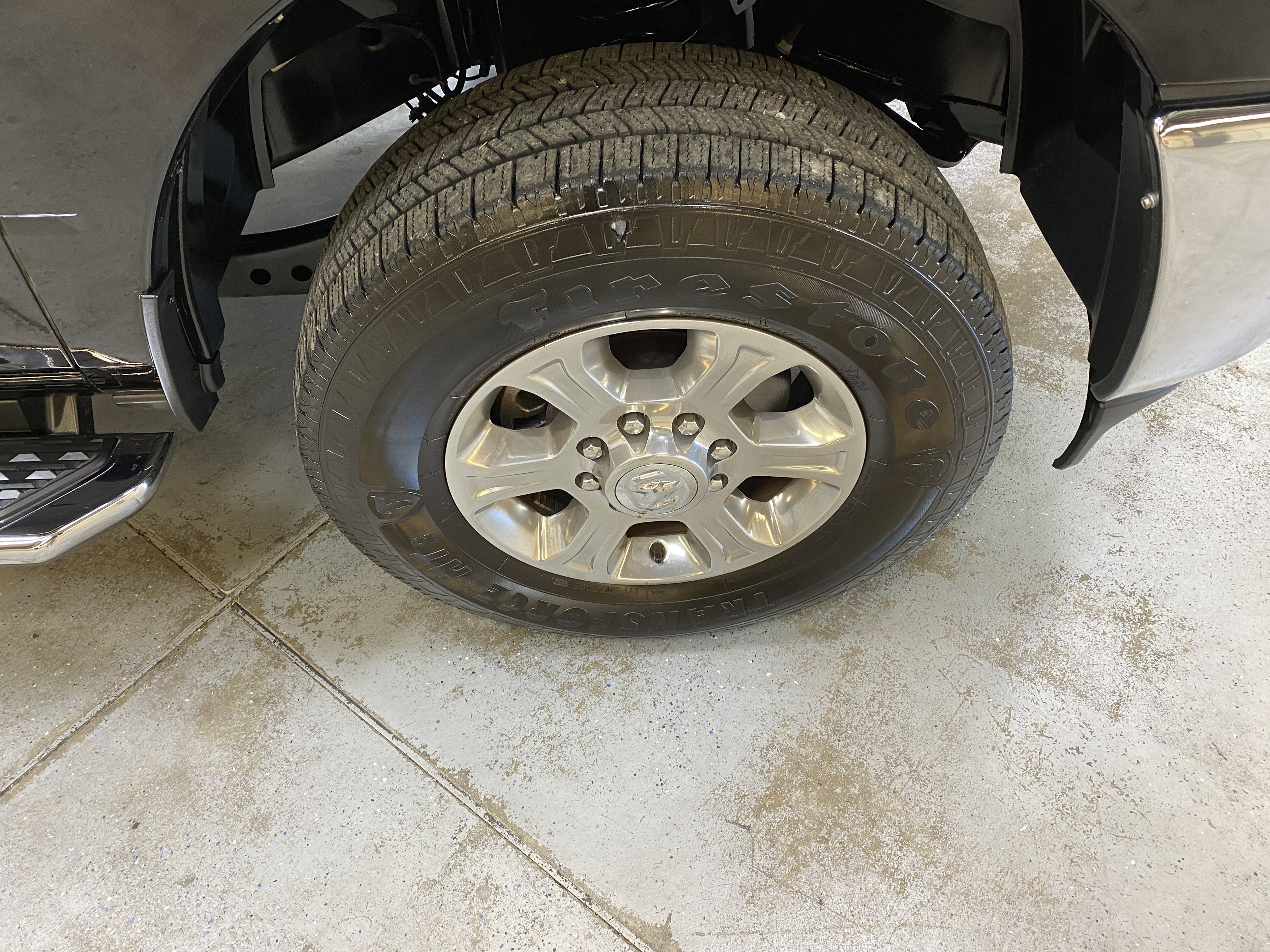 Used 2024 RAM 2500 Big Horn w/ Bed Utility Group image 14