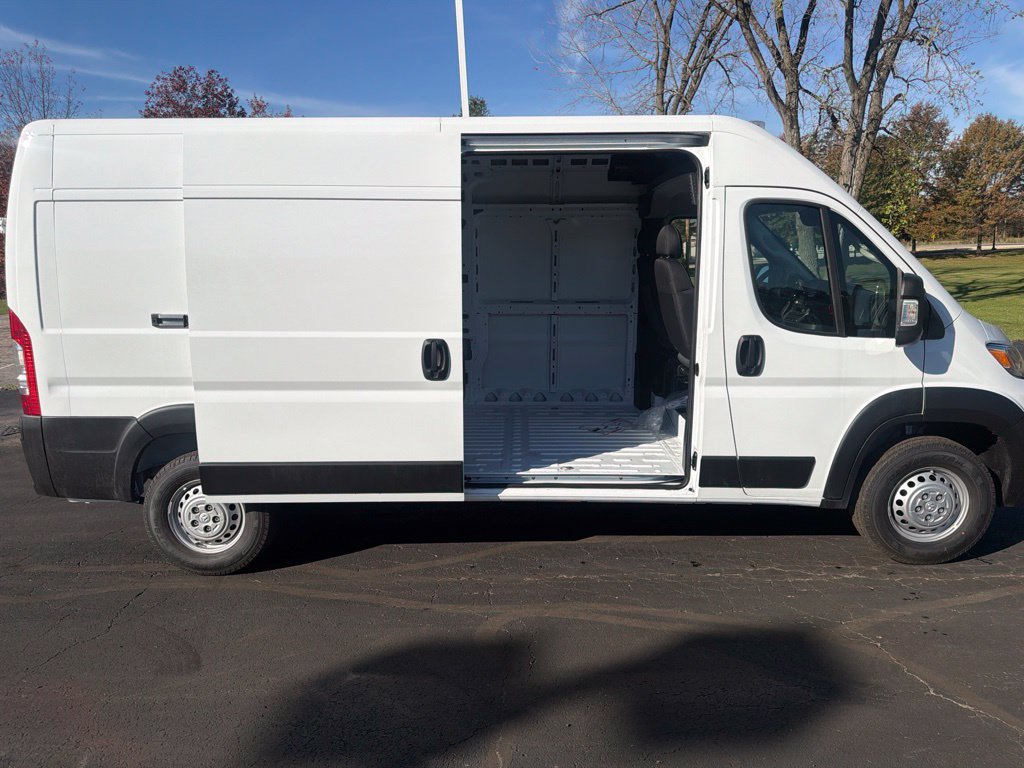 New 2026 RAM ProMaster 2500 FWD image 25