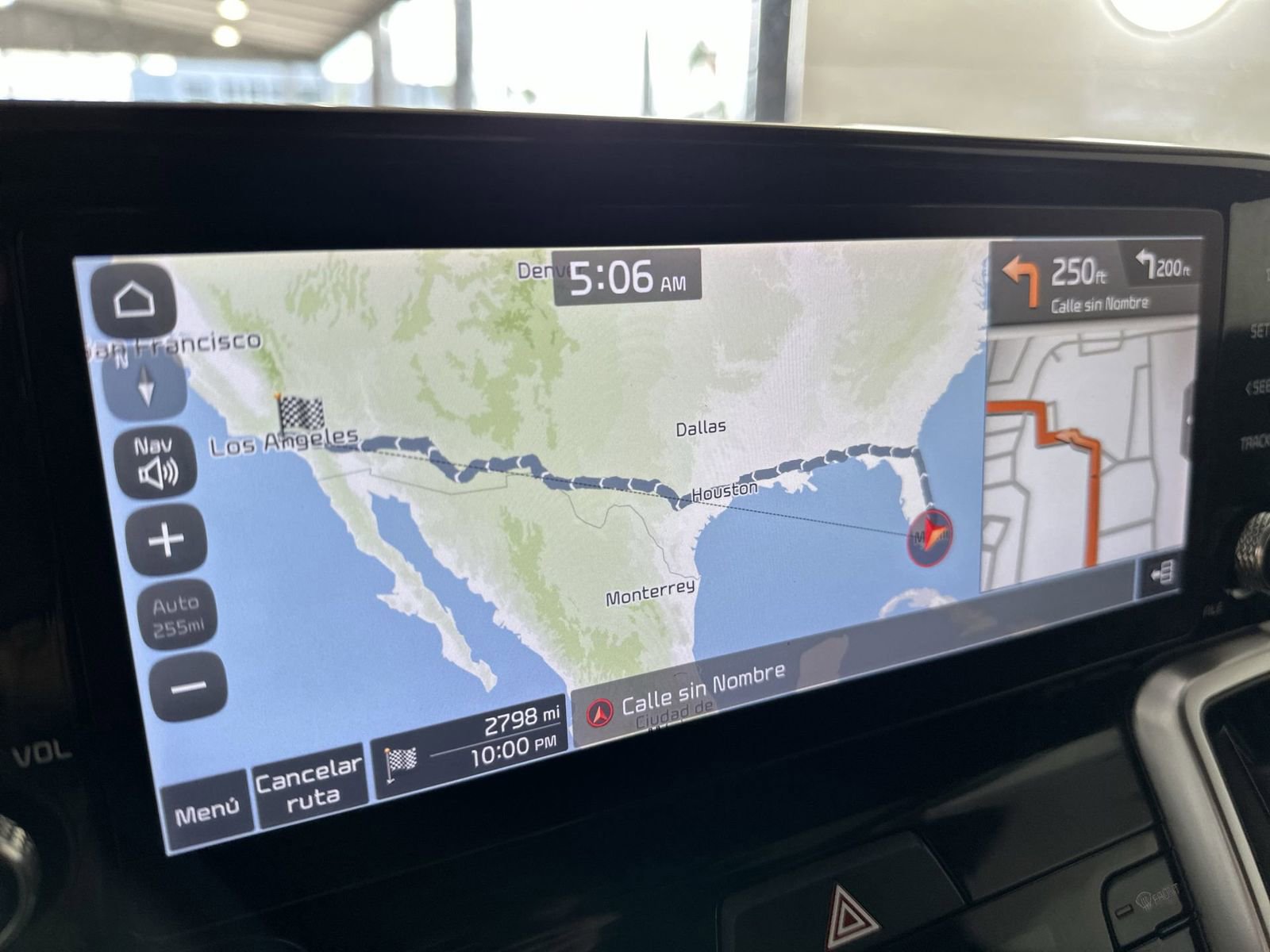 Used 2022 Kia Sorento S image 18