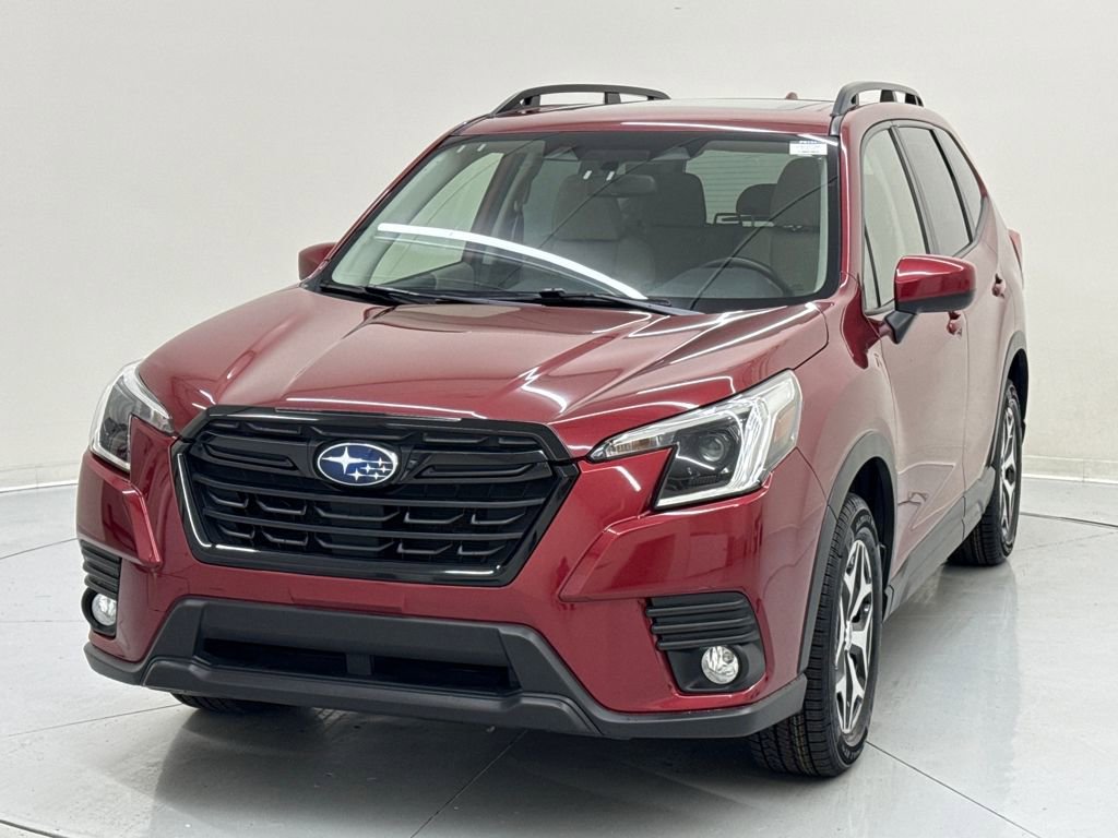 Used 2022 Subaru Forester Premium AWD/4WD image 1