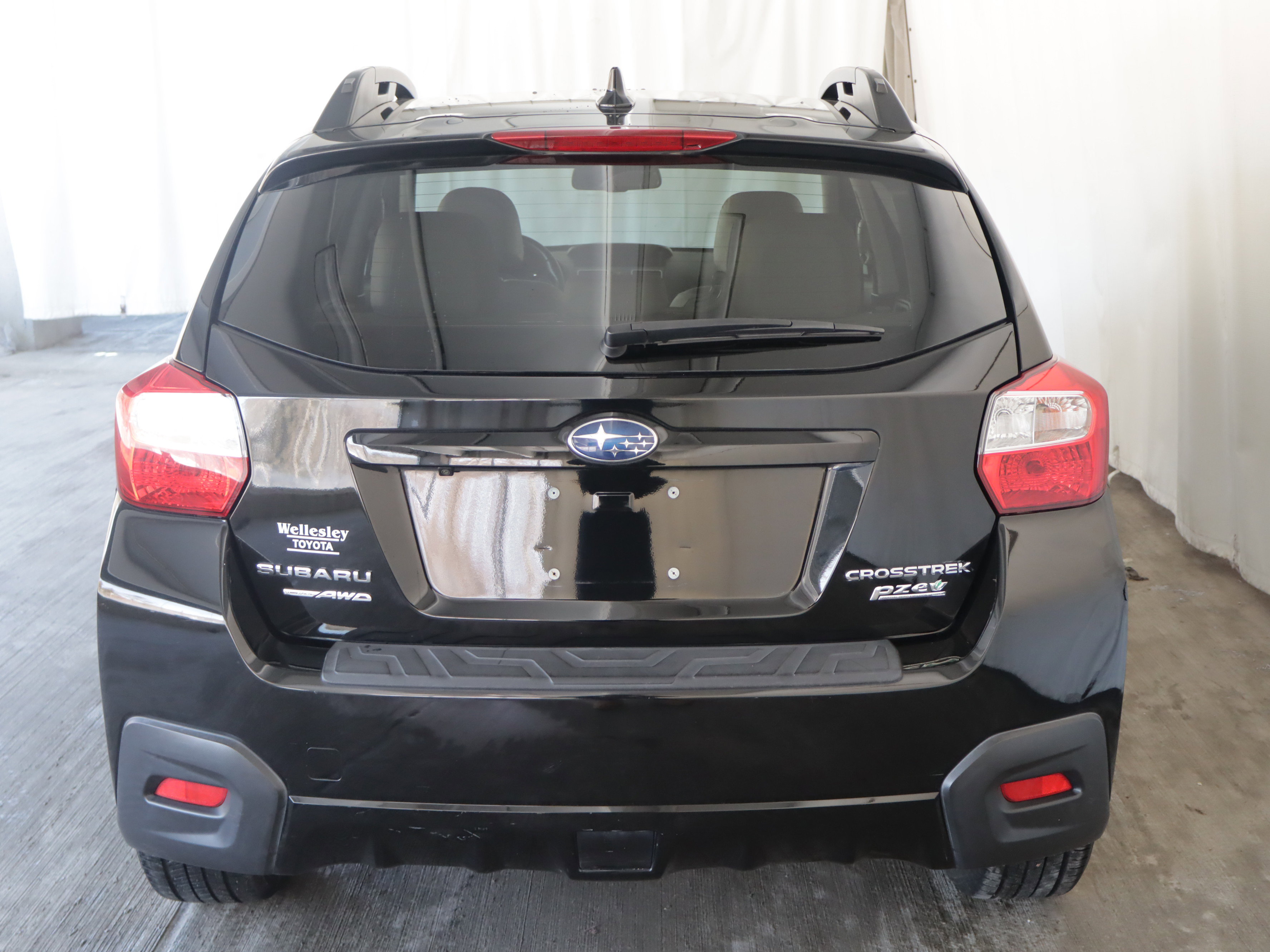 Used 2016 Subaru Crosstrek 2.0i Limited image 23
