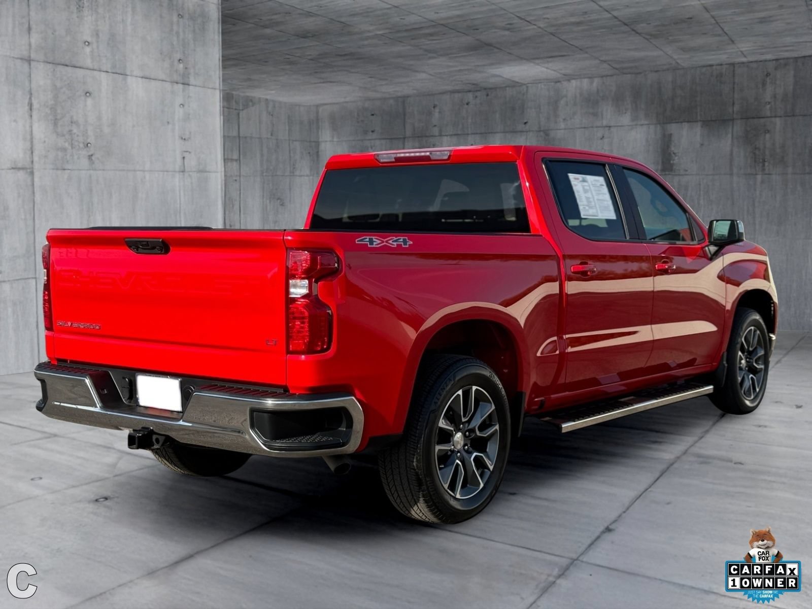 Used 2023 Chevrolet Silverado 1500 LT AWD/4WD image 7