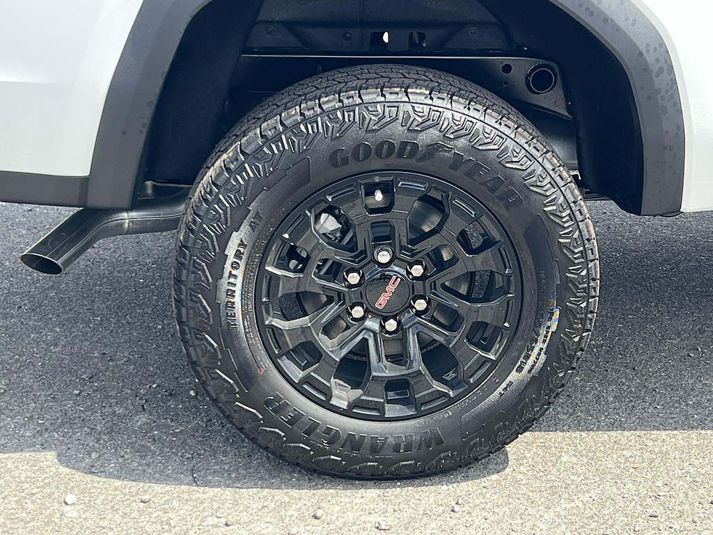 New 2026 GMC Canyon Elevation RWD image 31