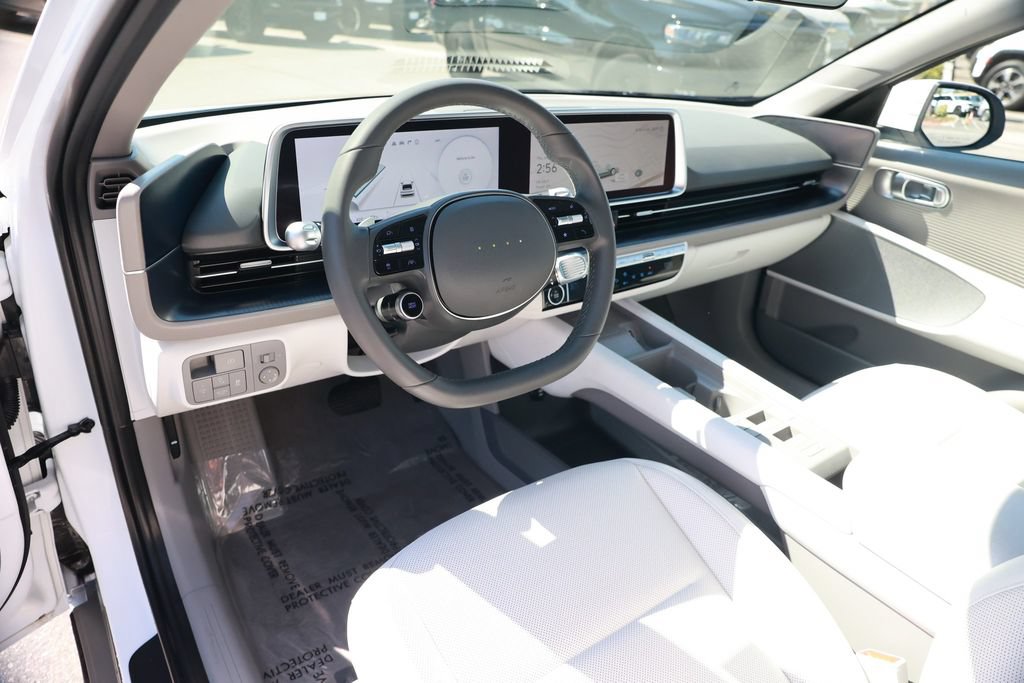 Used 2025 Hyundai Ioniq 6 SEL AWD/4WD image 17