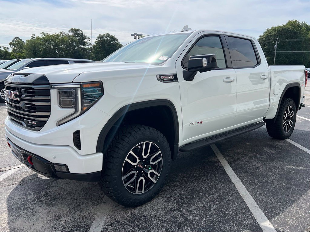 New 2026 GMC Sierra 1500 AT4 w/ AT4 Premium Package AWD/4WD image 18