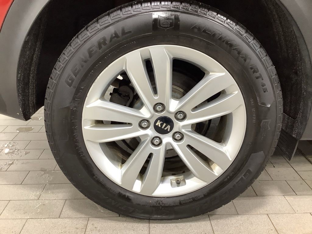 Certified 2019 Kia Sportage LX w/ LX Popular Package image 22