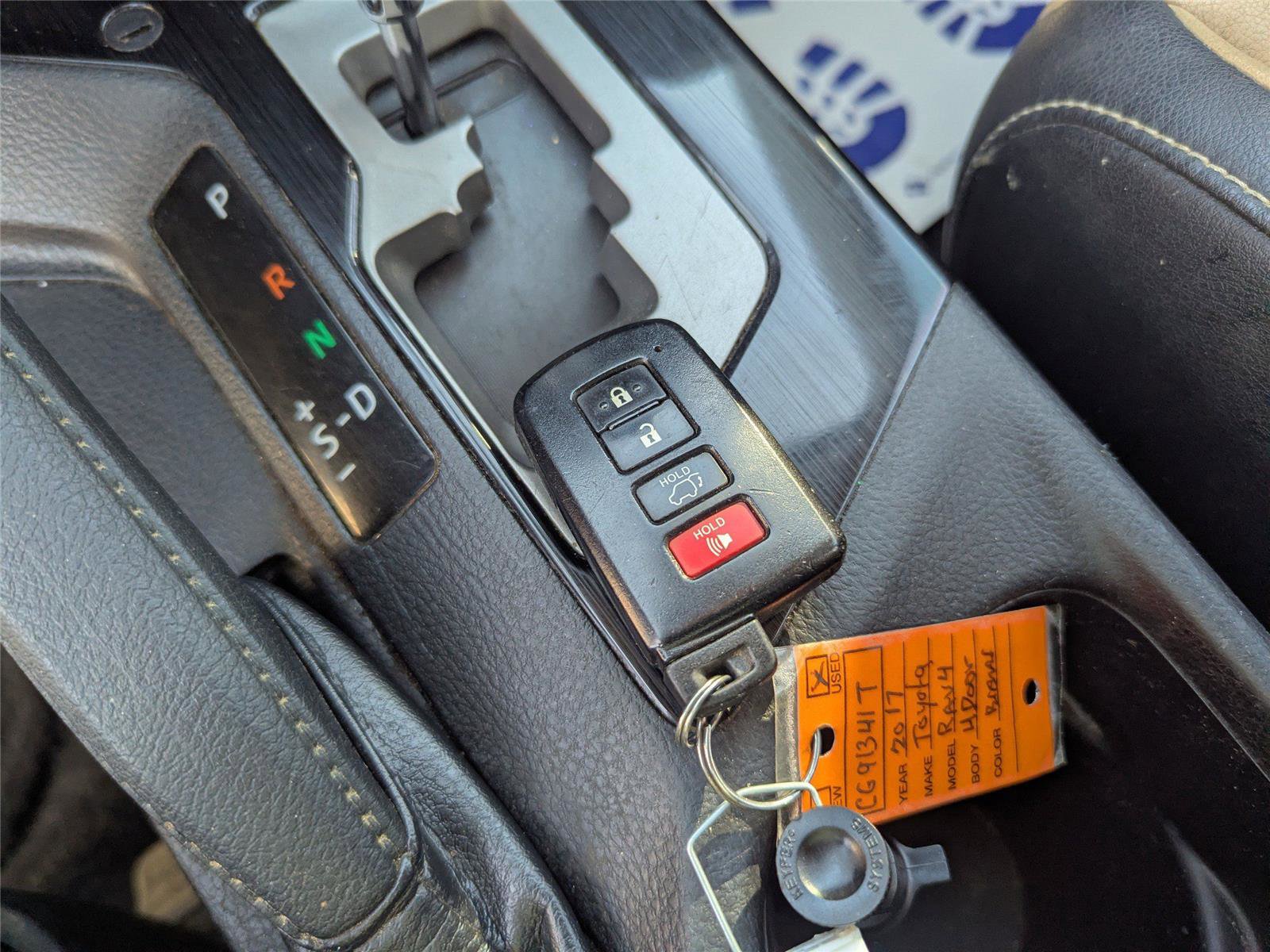 Used 2017 Toyota RAV4 Limited image 22