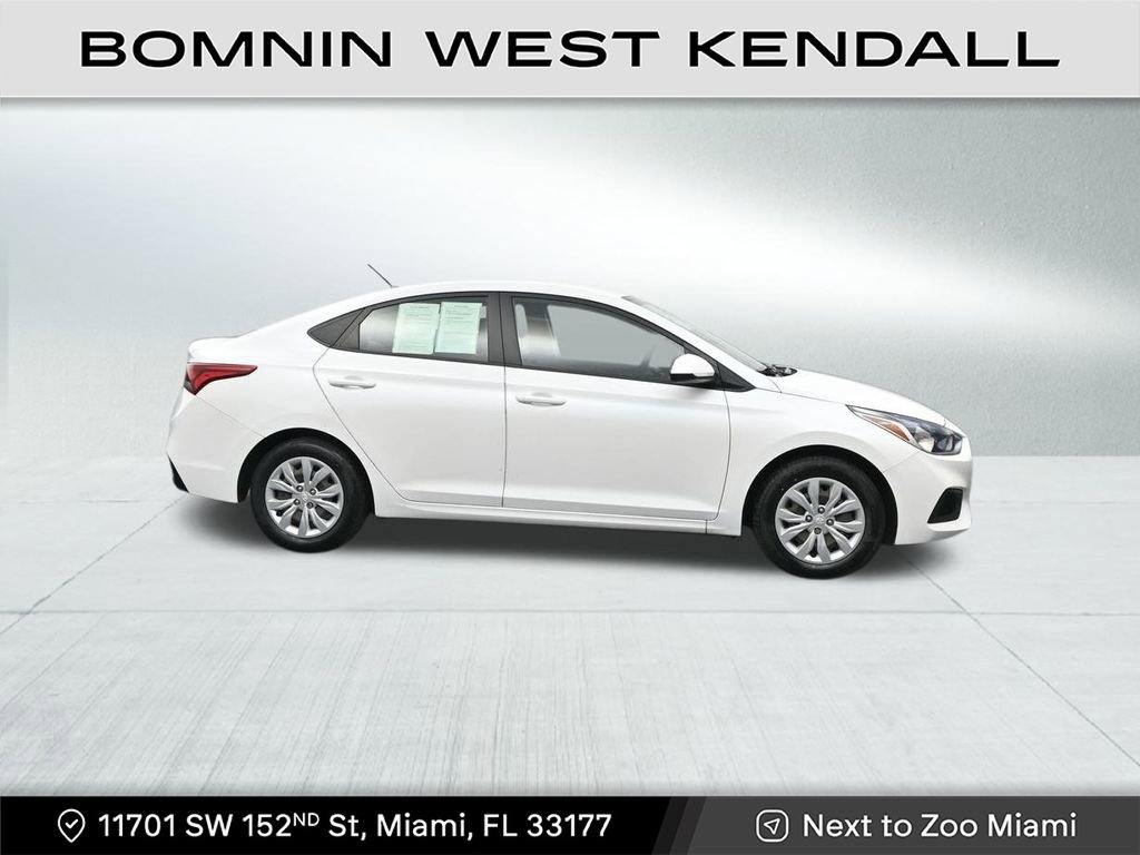 Used 2022 Hyundai Accent SE image 6