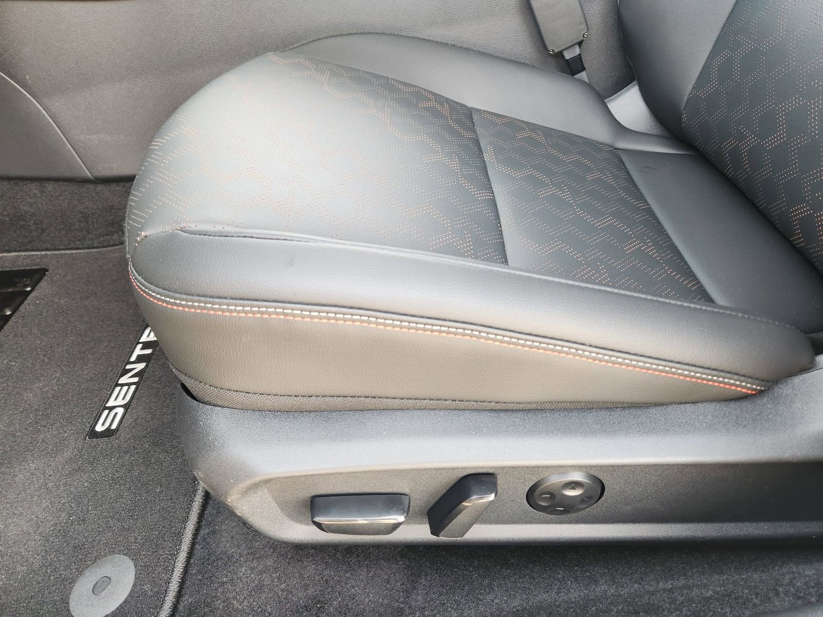 New 2026 Nissan Sentra SR w/ SR Premium Package image 21