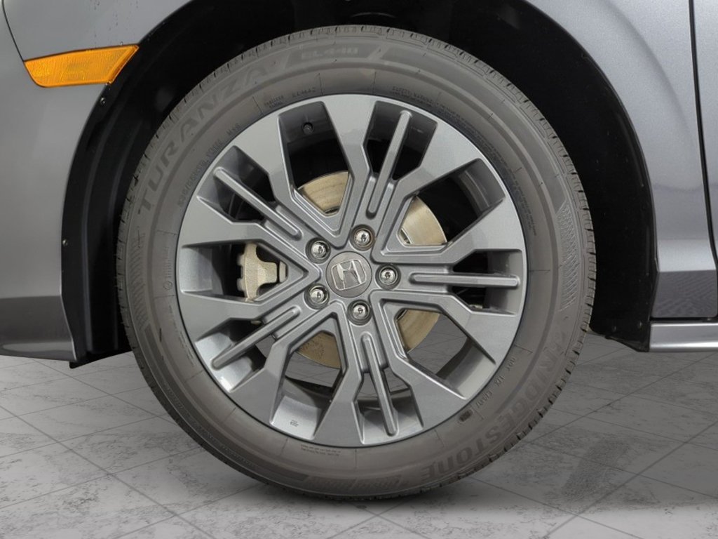 New 2027 Honda Odyssey Touring image 8