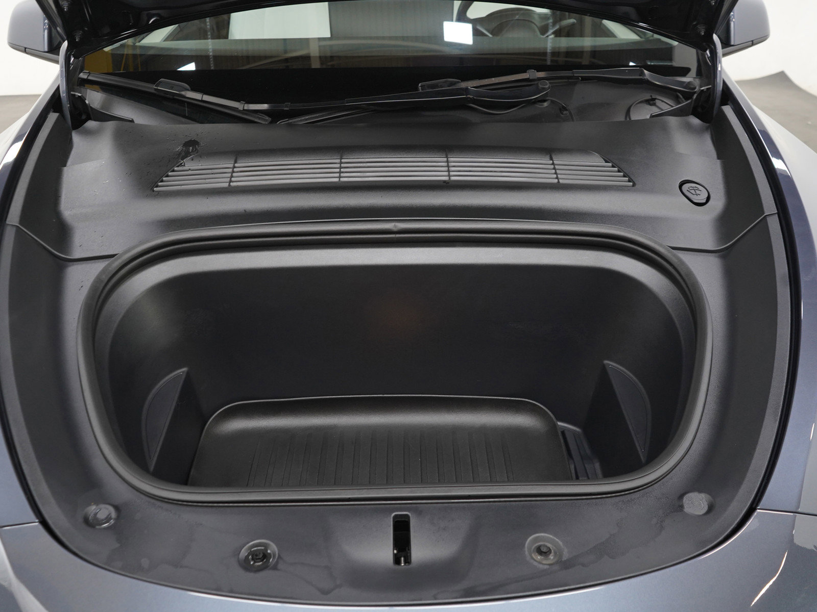 Used 2022 Tesla Model Y Performance image 28