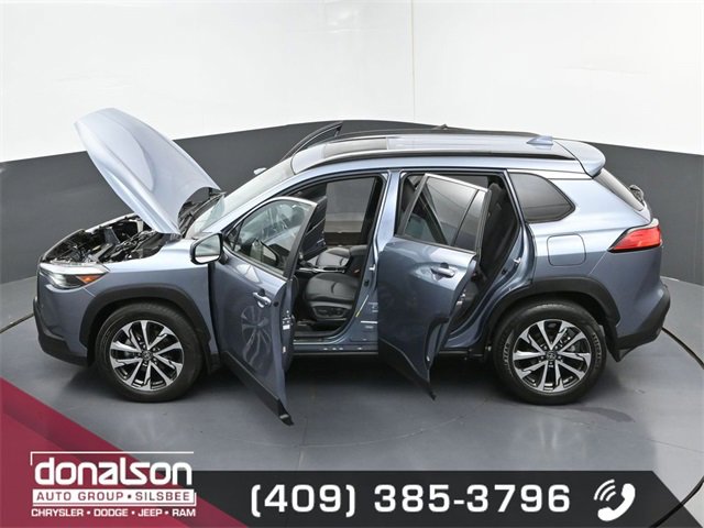 Used 2023 Toyota Corolla Cross XLE image 26