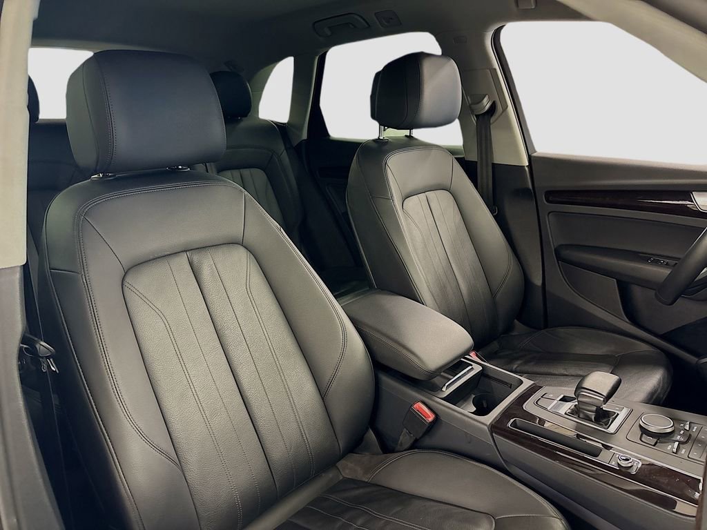 Used 2019 Audi Q5 Premium Plus AWD/4WD image 16