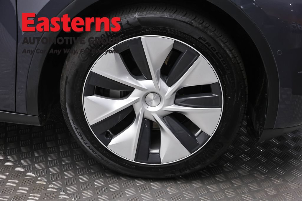 Used 2021 Tesla Model Y Long Range AWD/4WD image 25