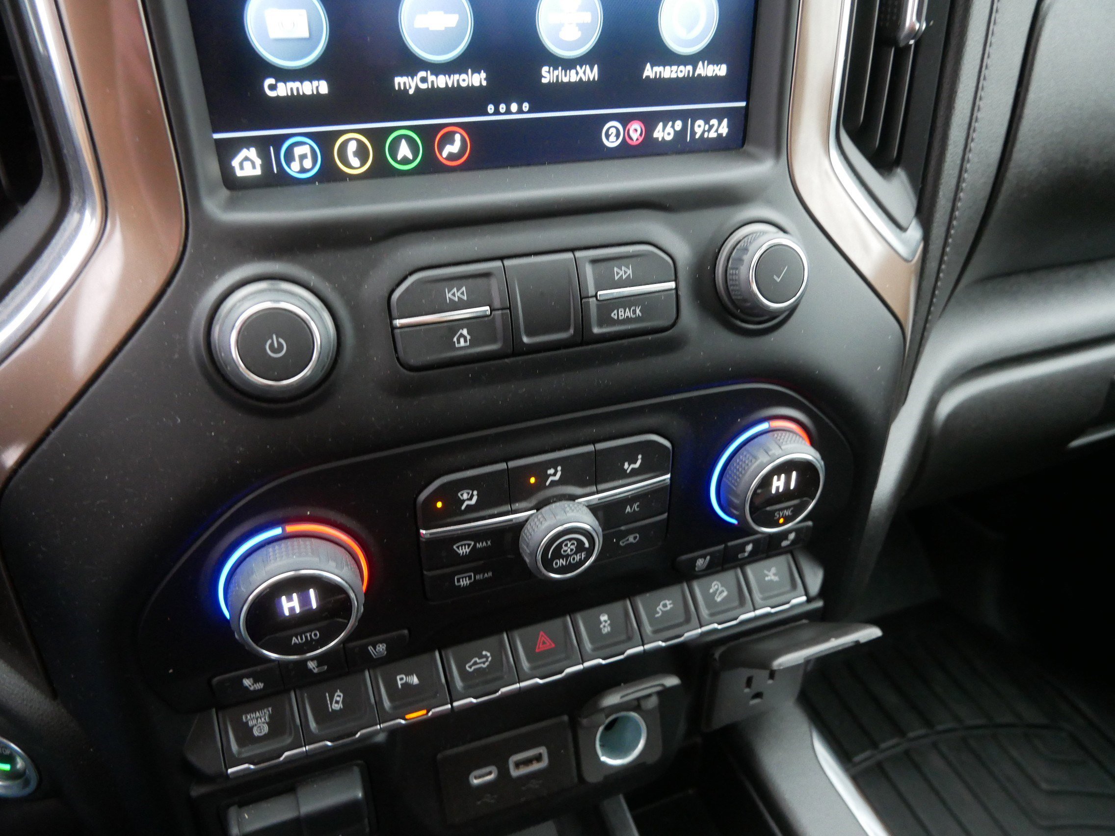 Used 2022 Chevrolet Silverado 3500 High Country w/ Z71 Off-Road Package image 37