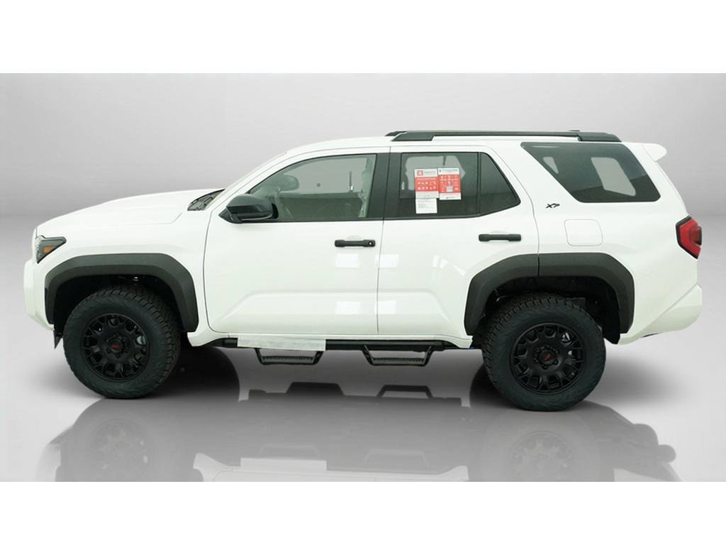 New 2026 Toyota 4Runner SR5 AWD/4WD image 4
