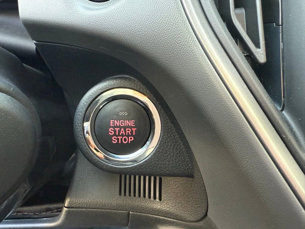 Certified 2025 Subaru Crosstrek 2.0i Premium image 13