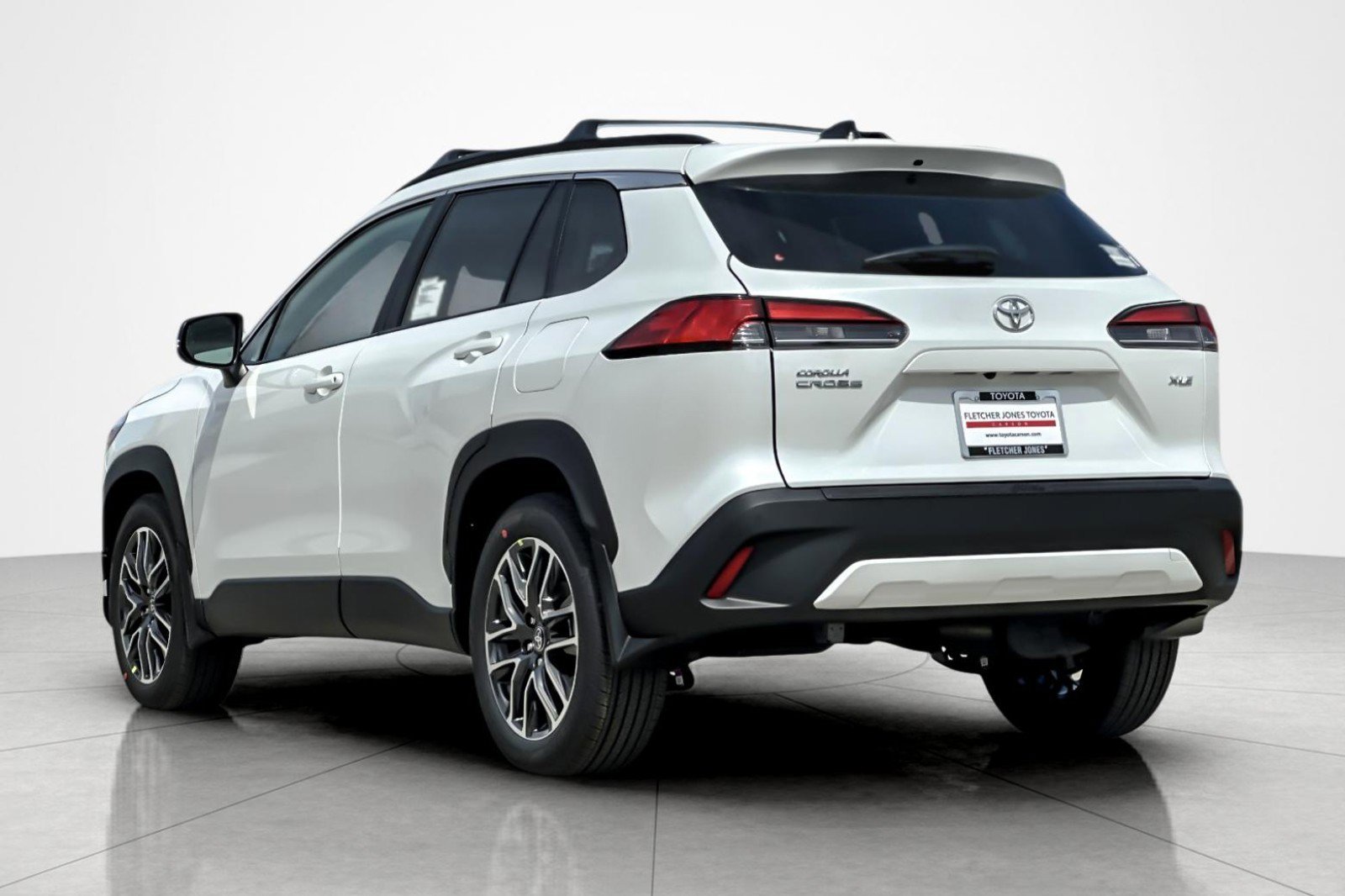 New 2026 Toyota Corolla Cross XLE image 3