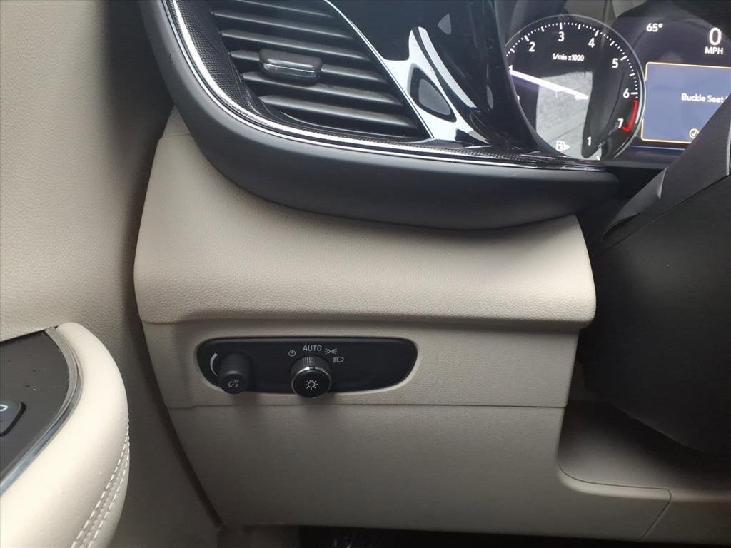 Certified 2022 Buick Envision Essence w/ Safety Package image 14